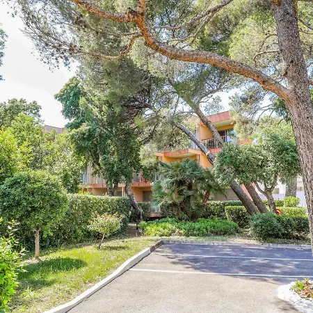 Les Amphores-5 By Interhome Lägenhet