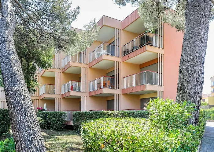 Lägenhet Les Amphores-5 By Interhome