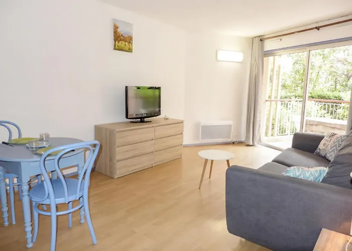 Lägenhet Les Amphores-5 By Interhome